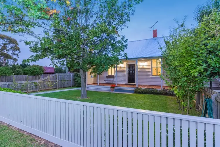 3 Noske Street, Newtown VIC 3220