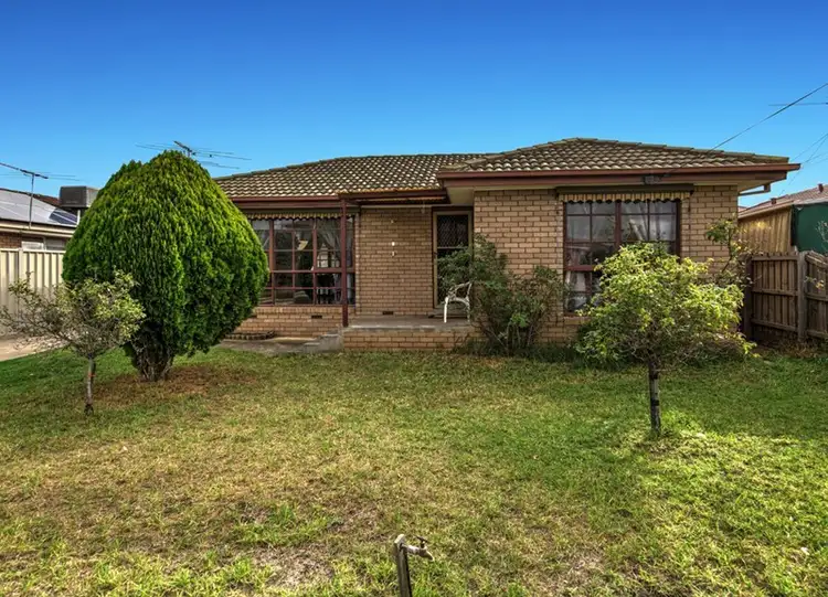 4 Lovell Drive, St Albans VIC 3021