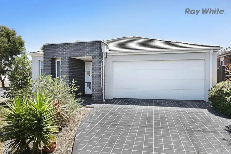 1 Cragside Place, Deer Park VIC 3023