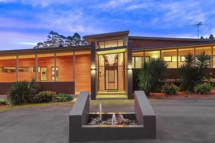 1 Roscommon Road, Arcadia NSW 2159