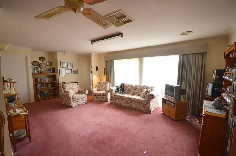 Seventh view of Homely house listing, 8 Dobinson Street, Echuca VIC 3564