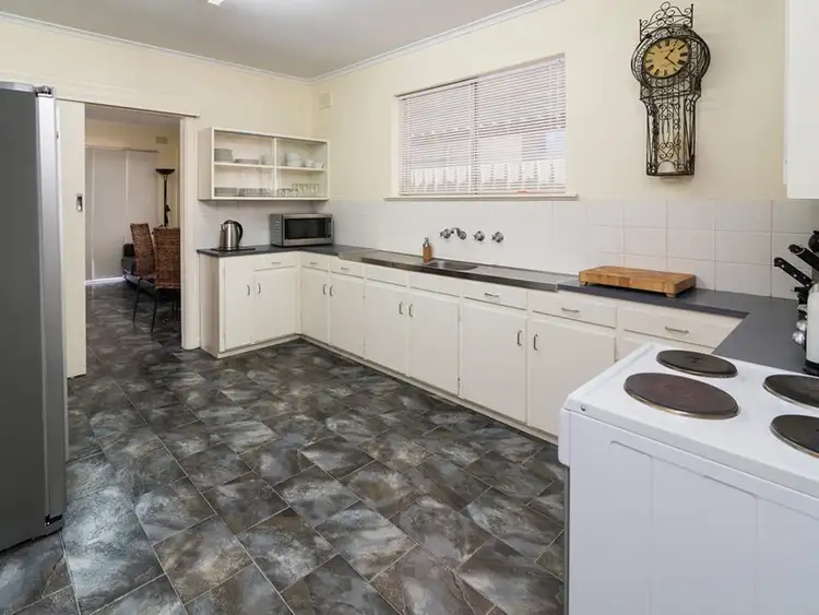 Seventh view of Homely house listing, 18 Parish Crescent, Murray Bridge SA 5253
