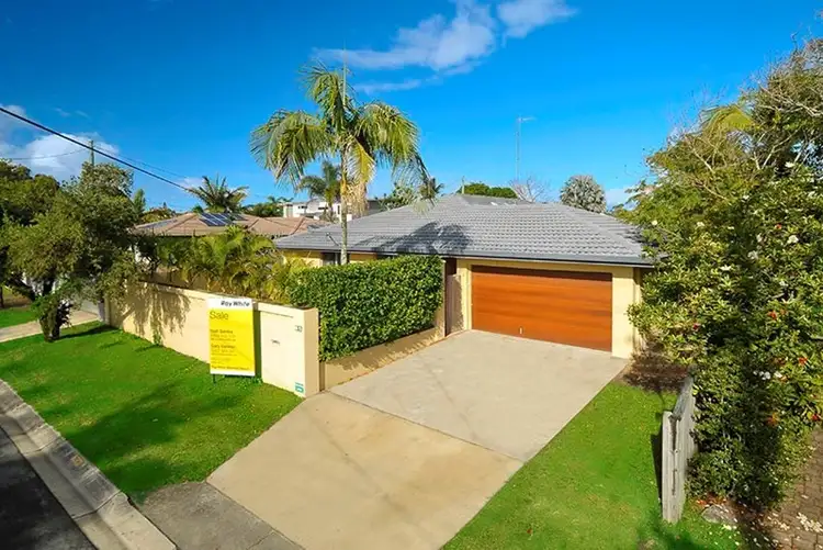 93 Allambi Avenue, Broadbeach Waters QLD 4218