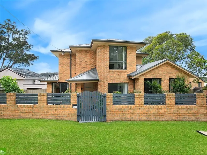 Main view of Homely townhouse listing, 1/47 Figtree Crescent, Figtree NSW 2525