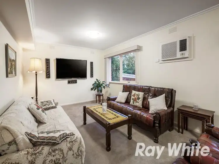 Fourth view of Homely house listing, 4 Paranda Court, Vermont VIC 3133