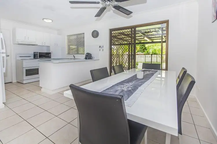 8 Wilson Drive, Camira QLD 4300