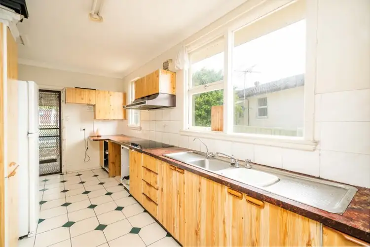 Fifth view of Homely house listing, 7 Holland Crescent, Casula NSW 2170