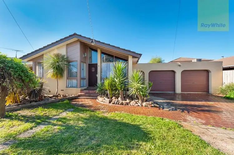 16 Metropolitan Avenue, Craigieburn VIC 3064