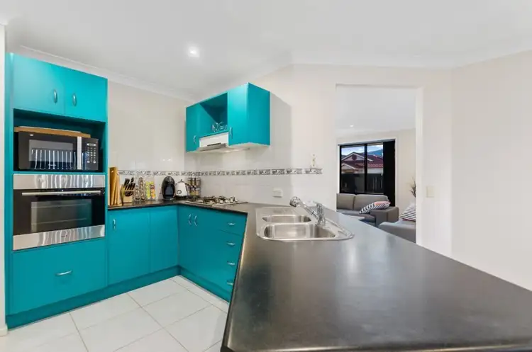 Third view of Homely house listing, 7 Tallwood Place, Horsley NSW 2530