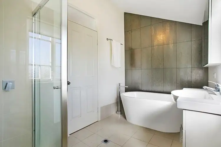 Sixth view of Homely house listing, 1/89 Jerrold Street, Sherwood QLD 4075