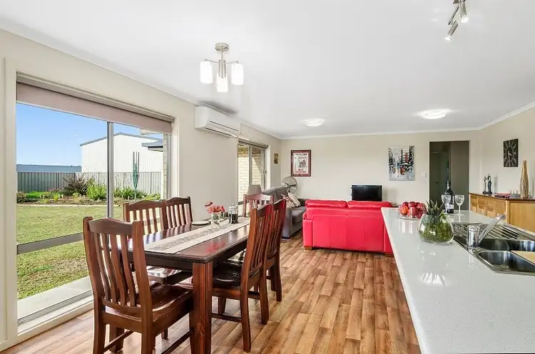 Fifth view of Homely house listing, 9 Birkdale Court, Worrolong SA 5291