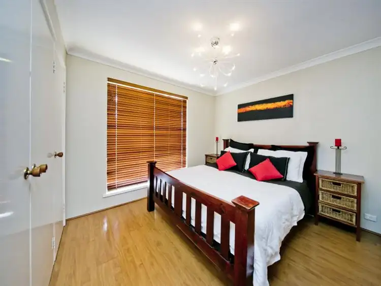 Fifth view of Homely house listing, 7 Salacia Court, Alexander Heights WA 6064