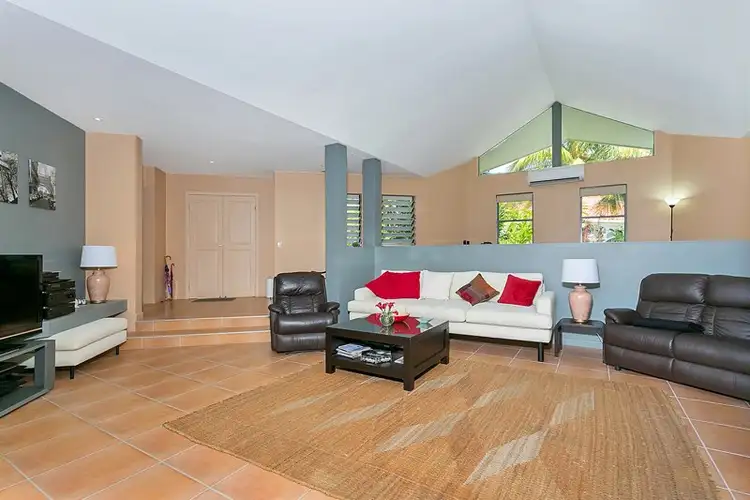 32 Cascade Avenue, Kewarra Beach QLD 4879