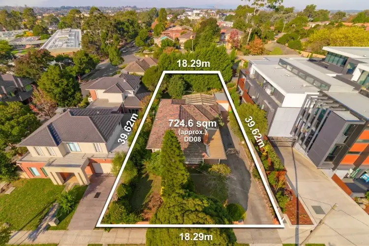 8 Thiele Street, Doncaster VIC 3108