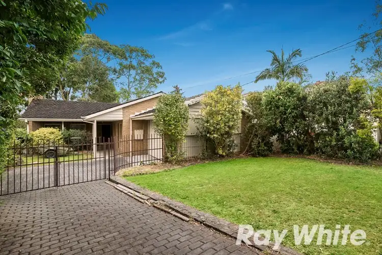 7 Suffolk Street, Blackburn VIC 3130