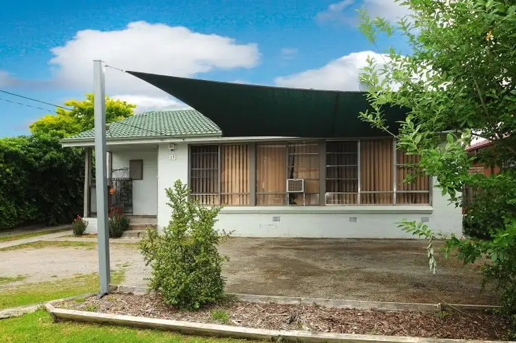 13 Bursaria Crescent, Frankston North VIC 3200