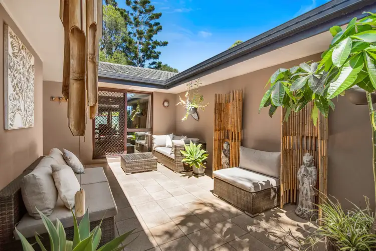 7 Blackwood Place, Palm Beach QLD 4221