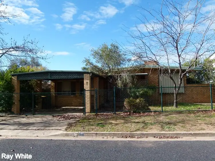 7 Gale Street, Forbes NSW 2871