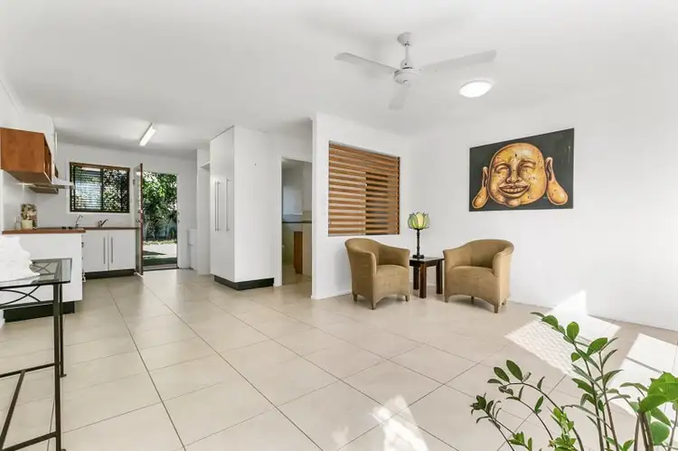 2/15 Margit Crescent, Sunrise Beach QLD 4567