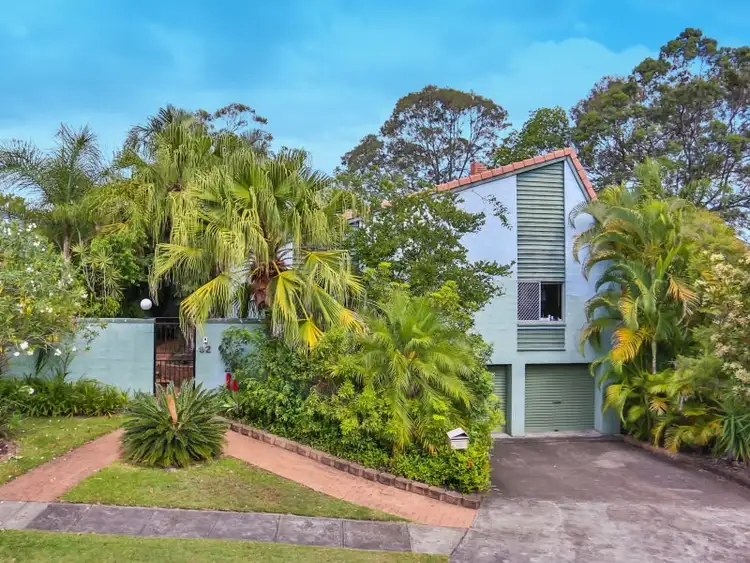 92 Lant Street, Chapel Hill QLD 4069
