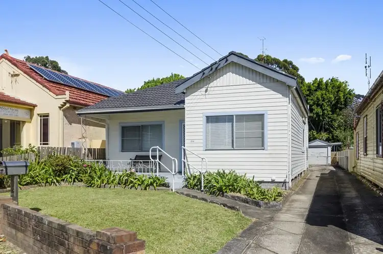 316 Princes Highway, Bulli NSW 2516