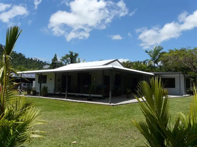 395 Mena Creek Road, Mena Creek QLD 4871