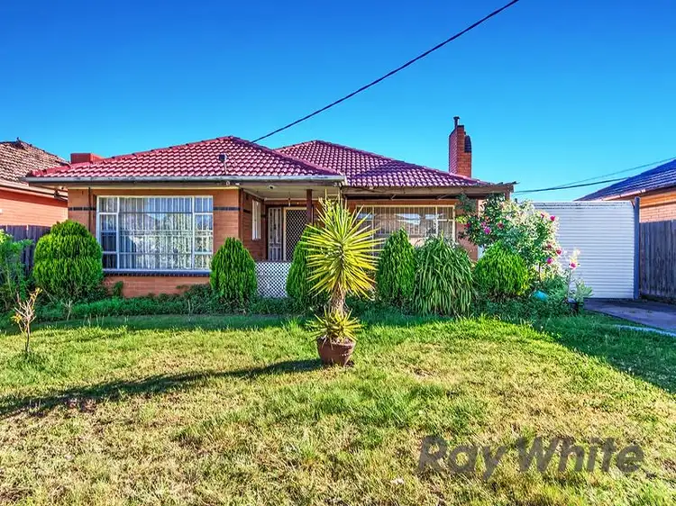 Fifth view of Homely house listing, 33 Rhodes Street, St Albans VIC 3021