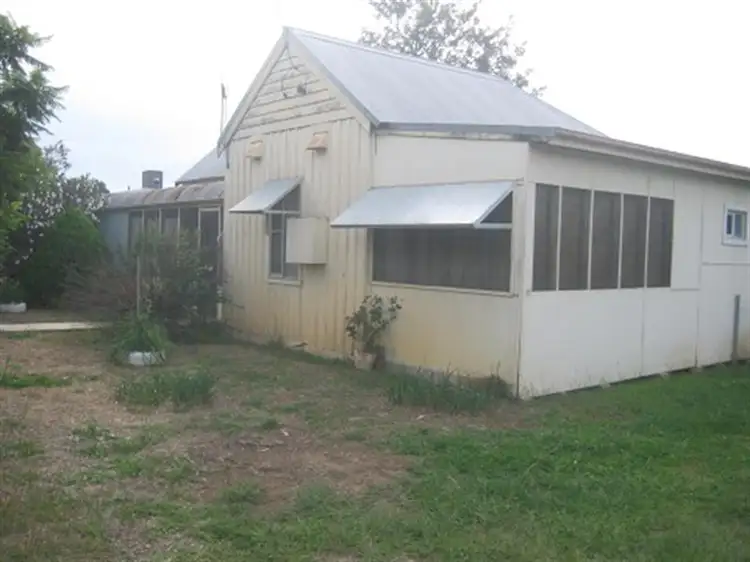 11 Townsend Street, Coonamble NSW 2829