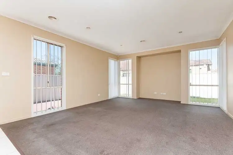 Fourth view of Homely house listing, 52 Woodlea Crescent, Craigieburn VIC 3064