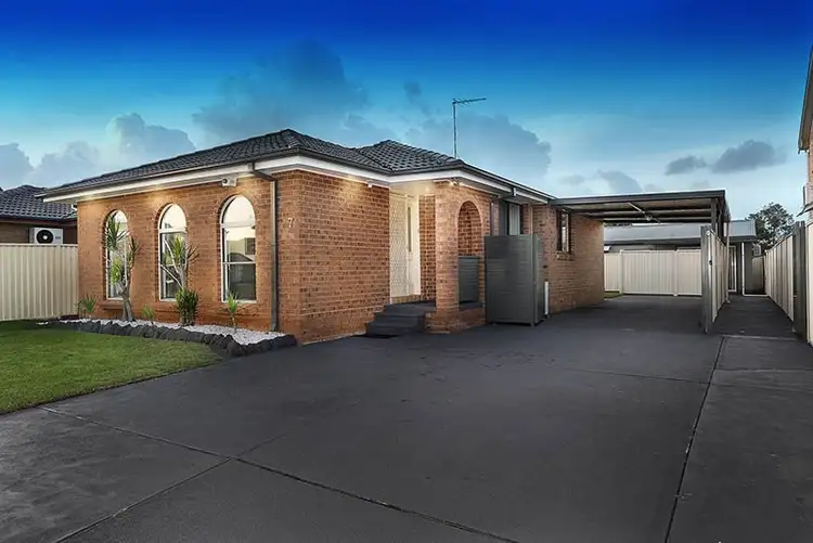Main view of Homely house listing, 7 Yakima Avenue, Bossley Park NSW 2176