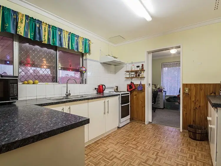 Fourth view of Homely house listing, 22 Broughton Way, Orelia WA 6167