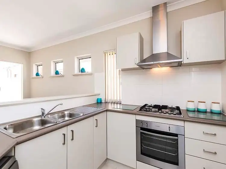 Third view of Homely house listing, 8/30 Whitemoss Turn, Waikiki WA 6169