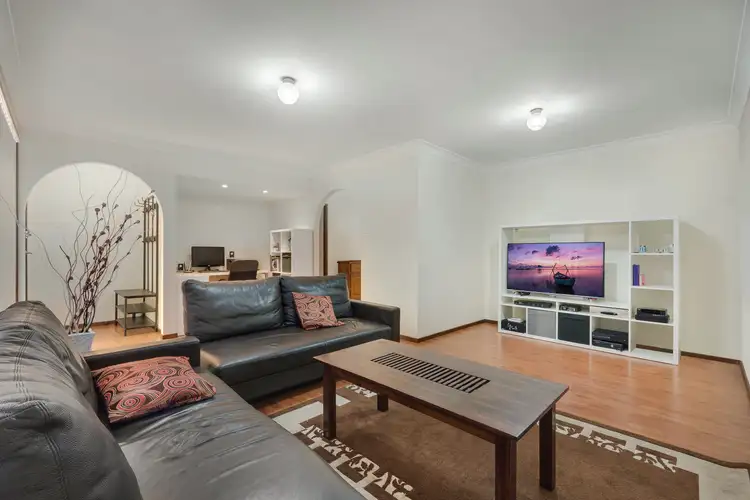 37 Naylor Place, Ingleburn NSW 2565