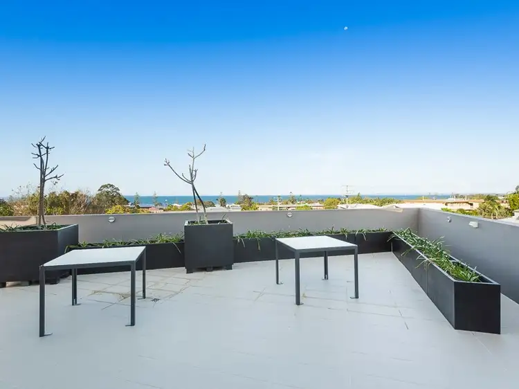 Second view of Homely apartment listing, 12/22 Bay Terrace, Wynnum QLD 4178