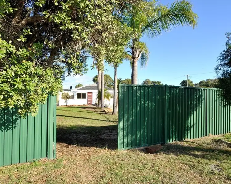 Third view of Homely house listing, 4 Mandoo Road, Shoalwater WA 6169