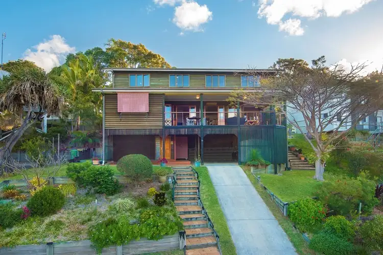 27 George Nothling Drive, Point Lookout QLD 4183