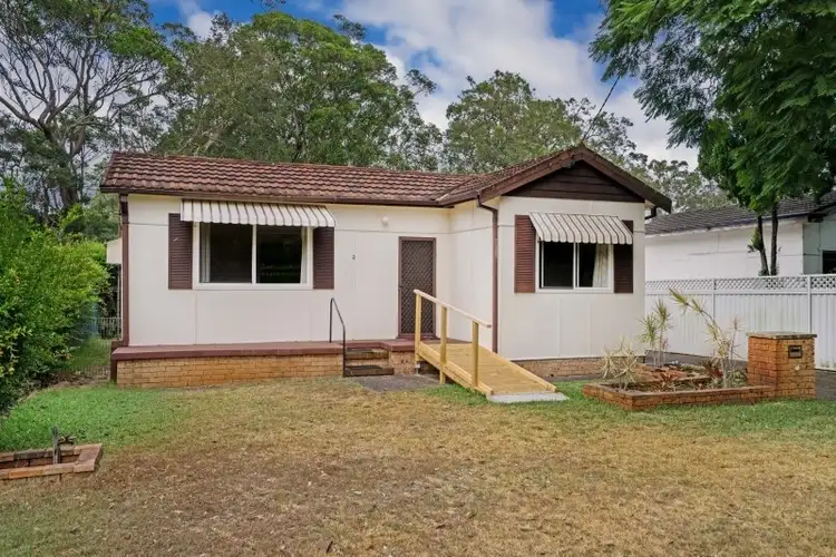 2 Dora Road, Umina Beach NSW 2257