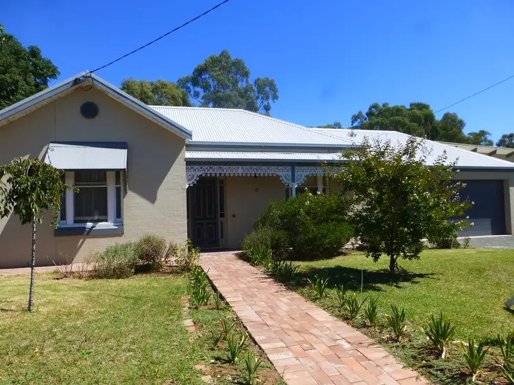 50 Rutley Crescent, Echuca VIC 3564