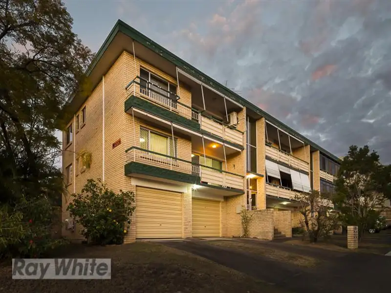 Main view of Homely unit listing, 1/39 French Street, Coorparoo QLD 4151