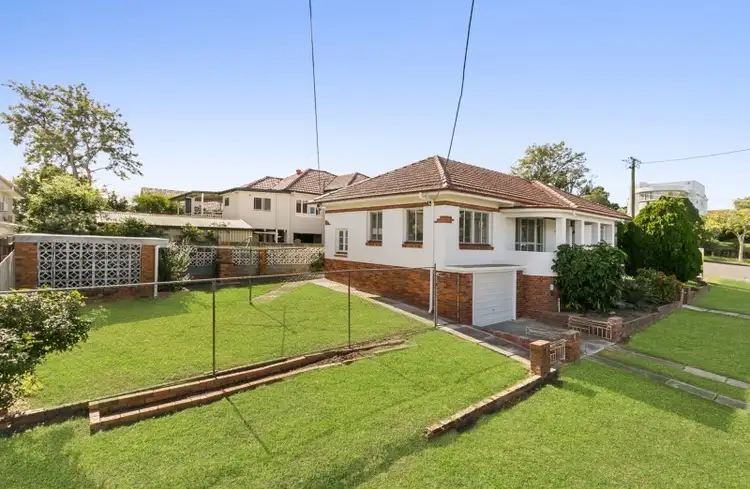 15 Medina Street, Moorooka QLD 4105