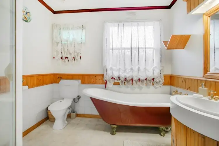 Fifth view of Homely house listing, 110 Hillcrest Road, Frankston VIC 3199