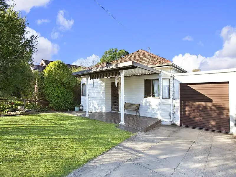 Main view of Homely house listing, 86 Seventh Avenue, Jannali NSW 2226