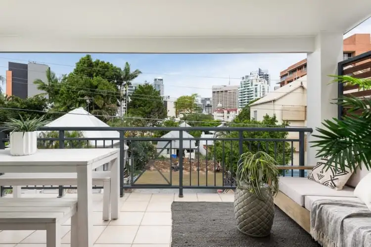 Seventh view of Homely apartment listing, 11/71 Birley Street, Spring Hill QLD 4000