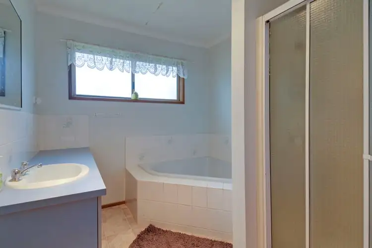 Fifth view of Homely house listing, 1 Kyne Street, Glengarry VIC 3854