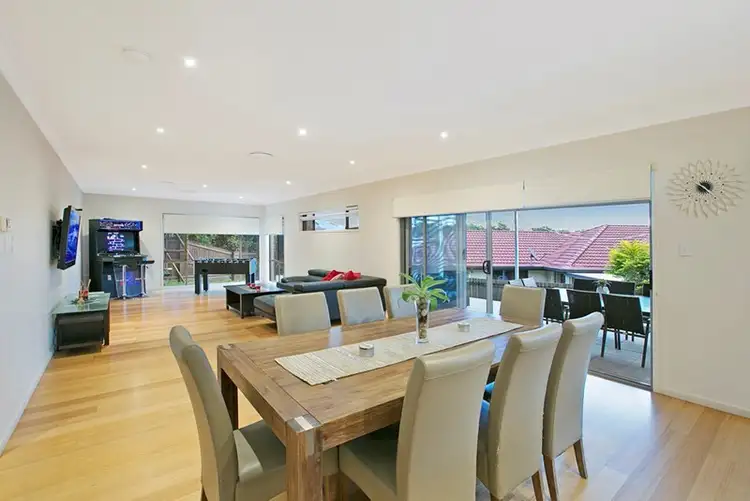 Fifth view of Homely house listing, 5 Yeates Close, Carindale QLD 4152