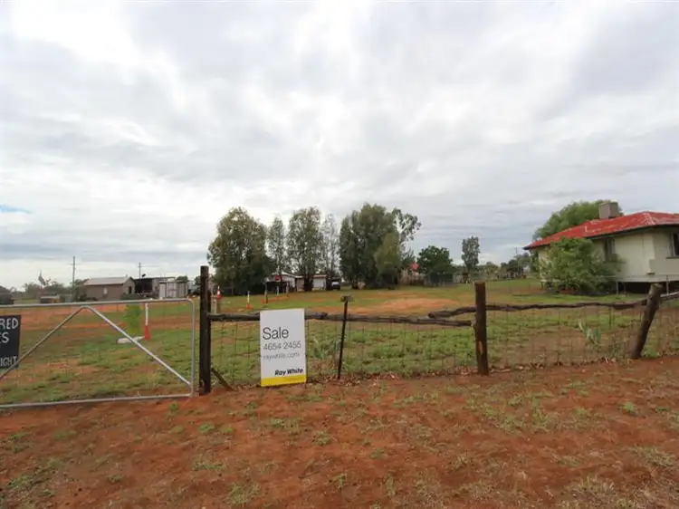 36 Macks Street, Wyandra QLD 4489