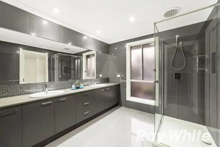 Seventh view of Homely house listing, 2 The Range Boulevard, Croydon VIC 3136