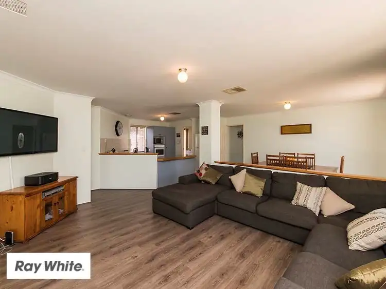 6 Leopold Turn, Ellenbrook WA 6069