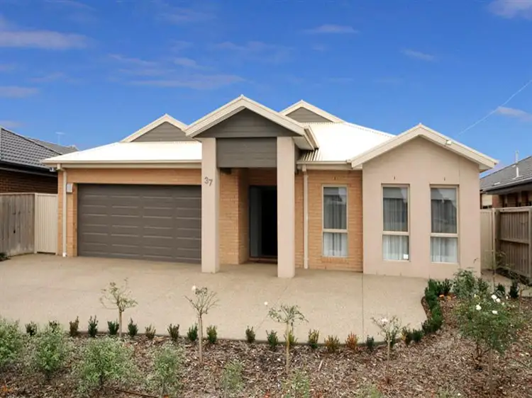 37 Austin Road, Seaford VIC 3198