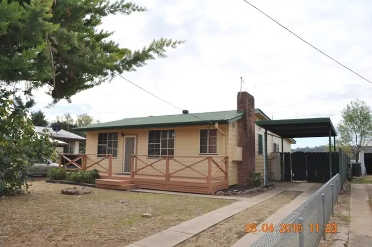 58 Gundagai Road, Cootamundra NSW 2590
